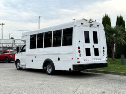 
										2015 Chevrolet Express full									
