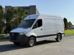 
										2020 Mercedes-Benz Sprinter full									