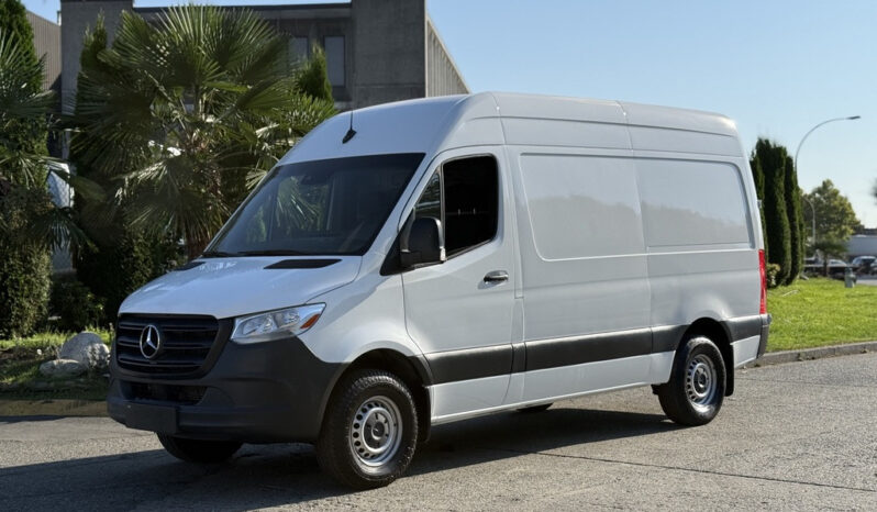 
								2020 Mercedes-Benz Sprinter full									