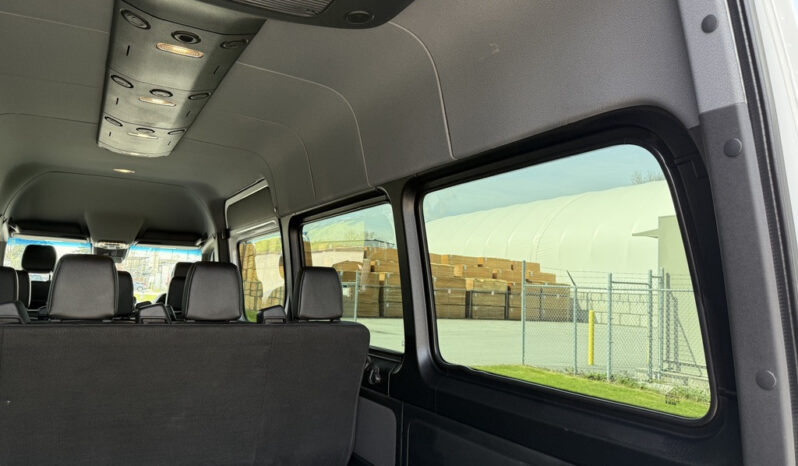 
								2023 Mercedes-Benz Sprinter full									