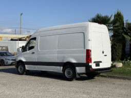 
										2020 Mercedes-Benz Sprinter full									