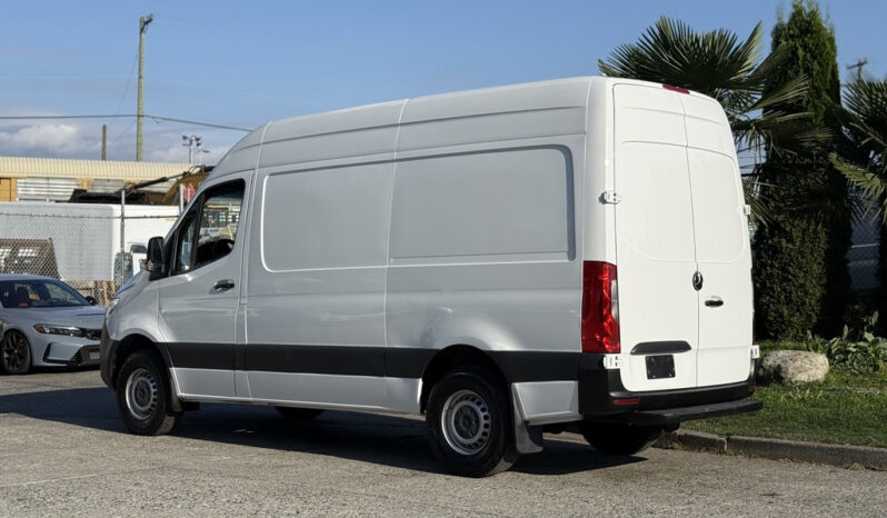 
								2020 Mercedes-Benz Sprinter full									