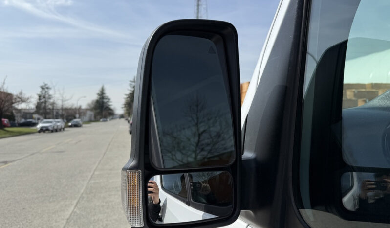 
								2023 Mercedes-Benz Sprinter full									