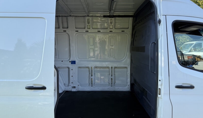 
								2020 Mercedes-Benz Sprinter full									