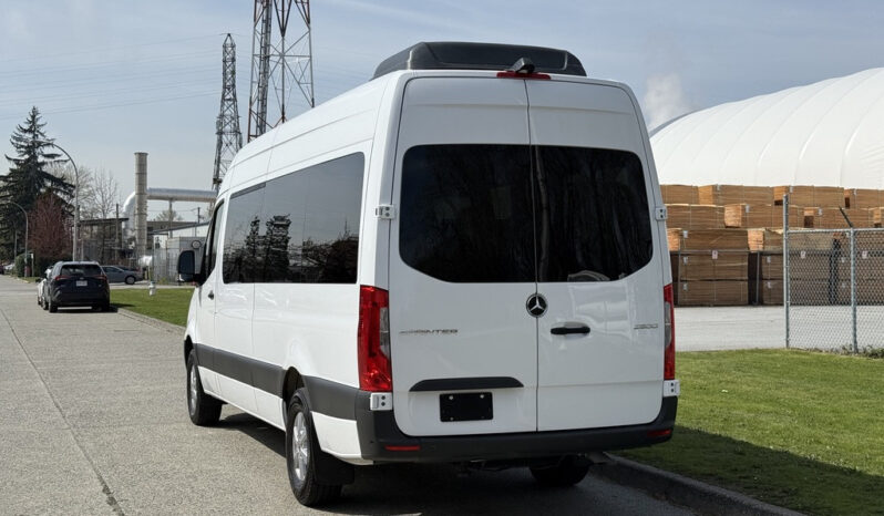 
								2023 Mercedes-Benz Sprinter full									