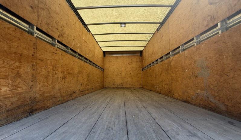 
								2020 Hino 155 full									
