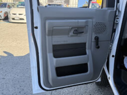 
										2019 Ford Econoline full									