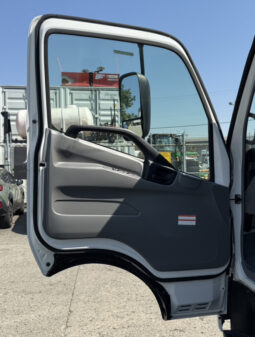 
										2020 Hino 155 full									