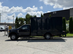 
										2017 Ford F-550 full									