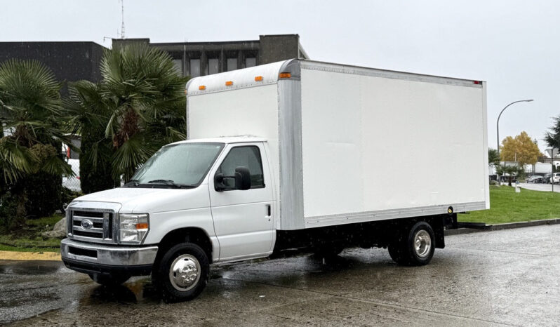 
								2013 Ford Econoline full									