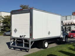
										2017 Freightliner M2 106 full									