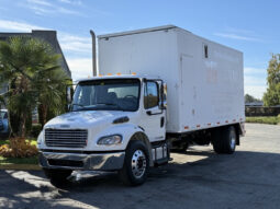 
										2011 Freightliner M2 106 full									