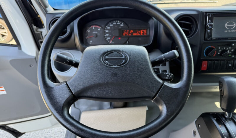 
								2020 Hino 155 full									