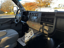 
										2017 Chevrolet Express full									