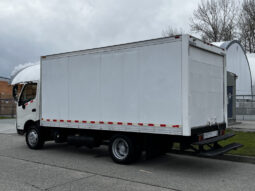 
										2013 Hino 195 full									