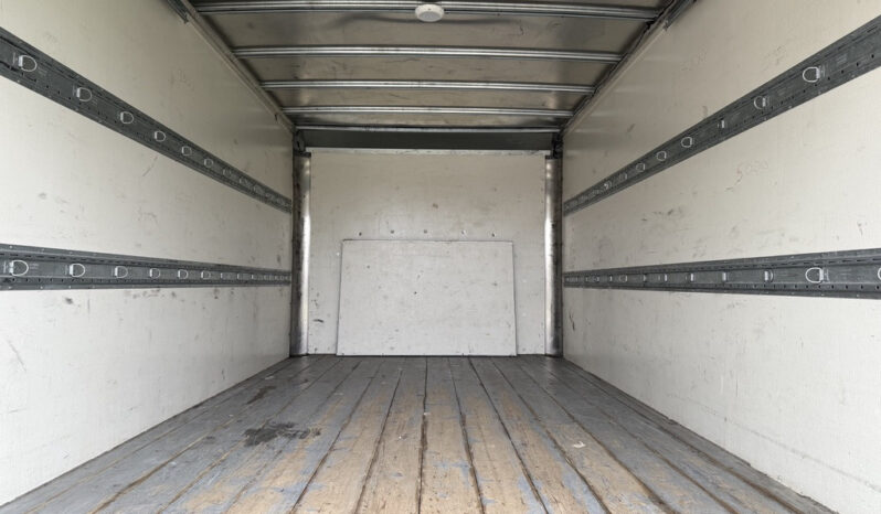 
								2022 Ford E-450 Super Duty full									