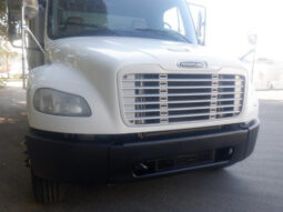 
										2011 Freightliner M2 106 full									