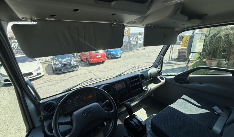 
								2020 Hino 155 full									