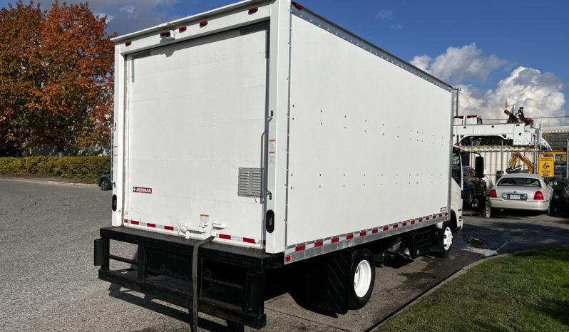 
								2019 Isuzu NPR-HD full									