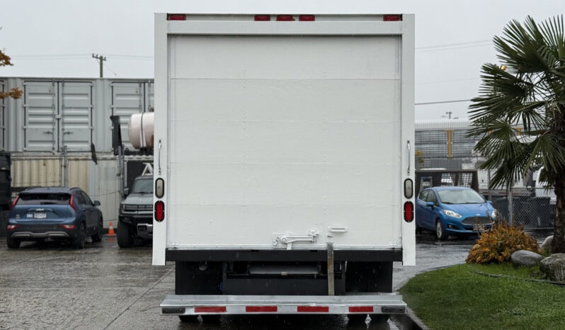 
								2013 Ford Econoline full									