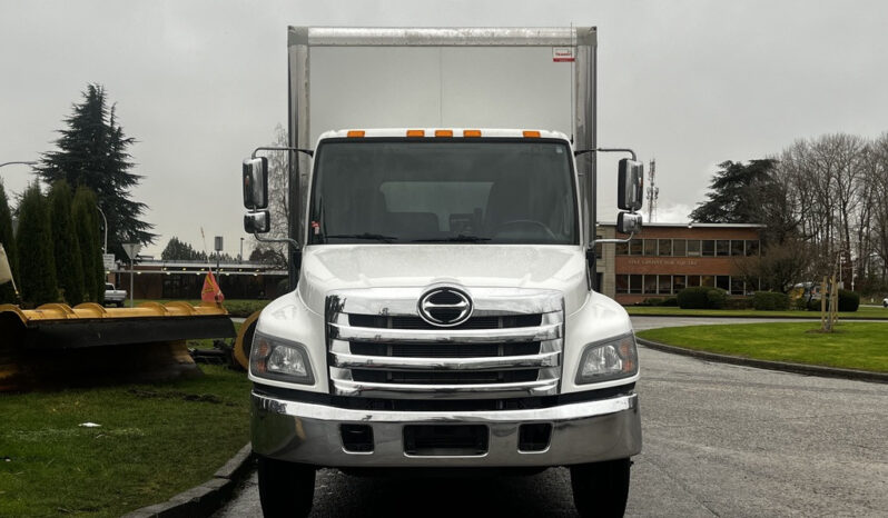 
								2020 Hino 338 full									