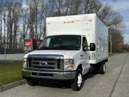 
										2013 Ford Econoline full									