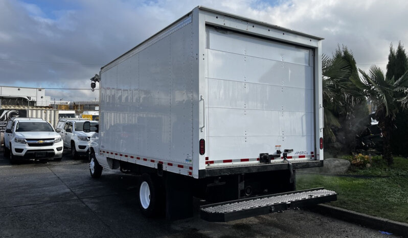 
								2021 Ford E-450 Super Duty full									