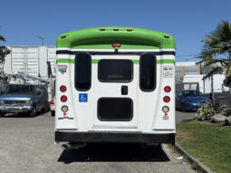 
										2013 Chevrolet Express 4500 full									