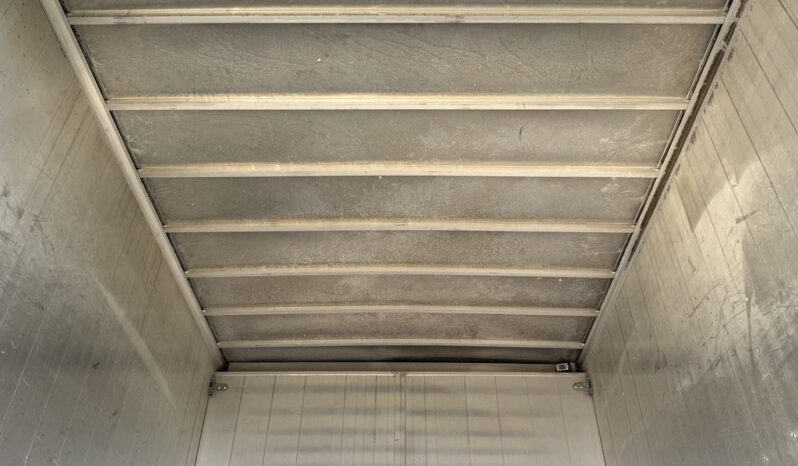 
								2011 Freightliner M2 106 full									