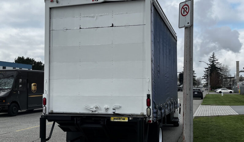 
								2006 Hino 268 full									