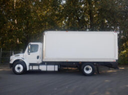 
										2011 Freightliner M2 106 full									