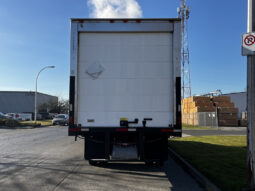 
										2008 Peterbilt 355 full									