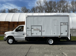 
										2013 Ford Econoline full									