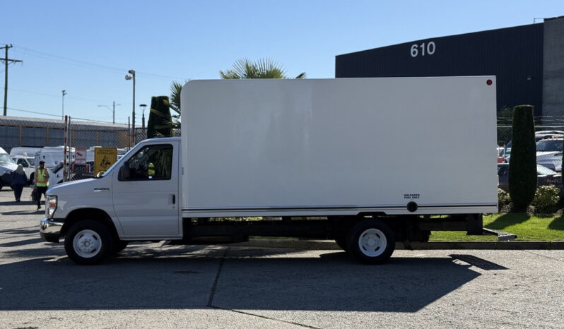 
								2019 Ford Econoline full									