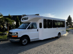 
										2017 Chevrolet Express full									