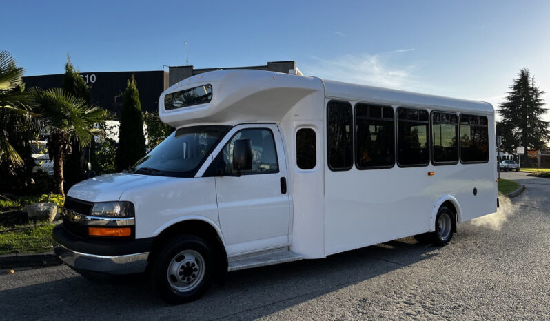 
								2017 Chevrolet Express full									
