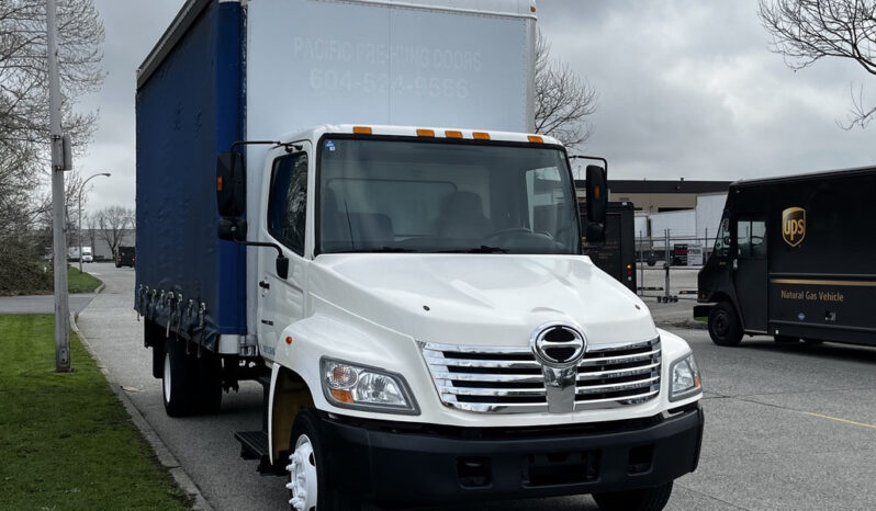 
								2006 Hino 268 full									