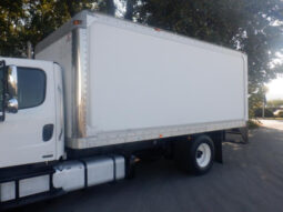 
										2011 Freightliner M2 106 full									