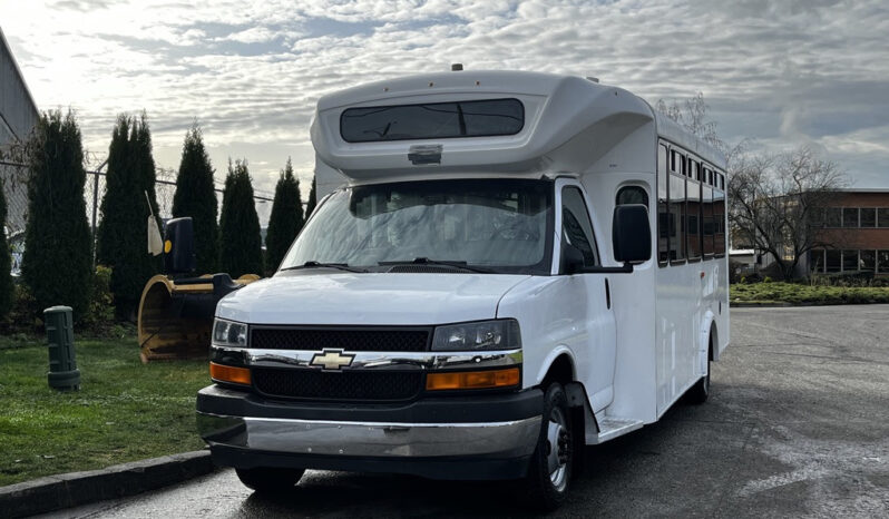 
								2017 Chevrolet Express full									