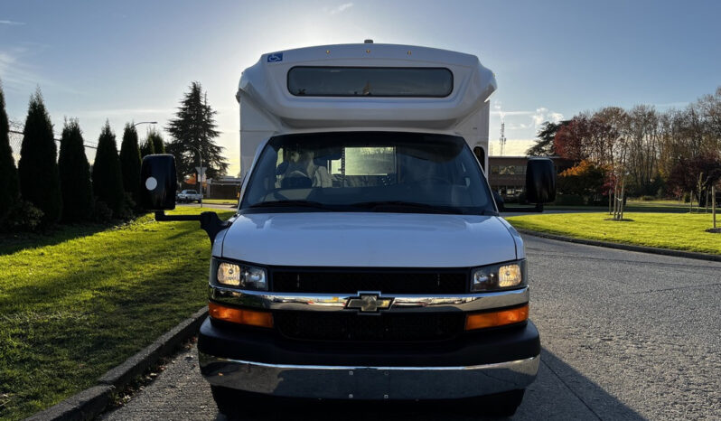 
								2017 Chevrolet Express full									