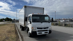 
										2018 Mitsubishi Fuso full									