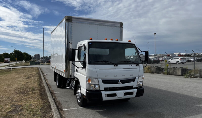 
								2018 Mitsubishi Fuso full									