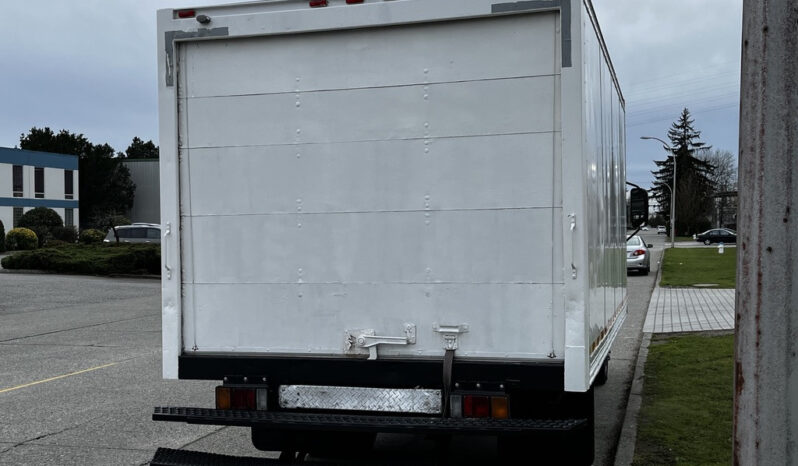 
								2013 Hino 195 full									