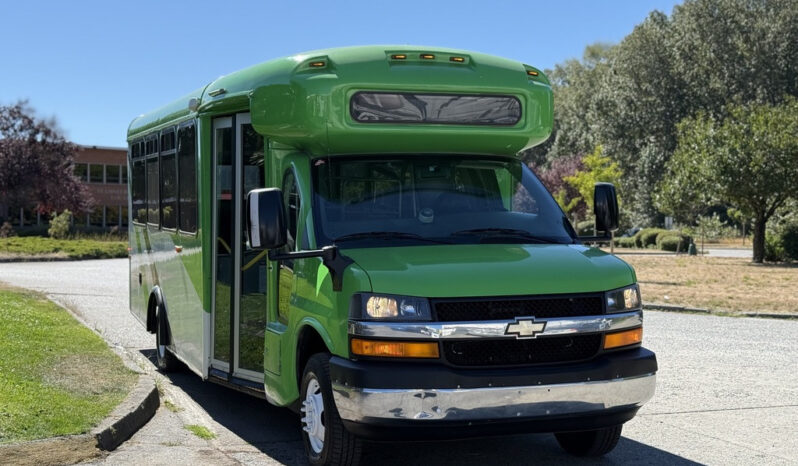 
								2013 Chevrolet Express 4500 full									