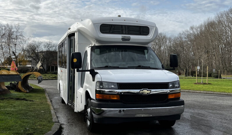 
								2017 Chevrolet Express full									