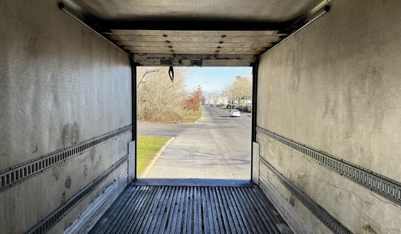 
								2008 Peterbilt 355 full									