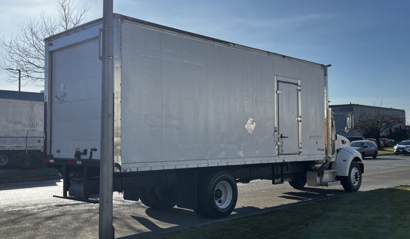 
								2008 Peterbilt 355 full									