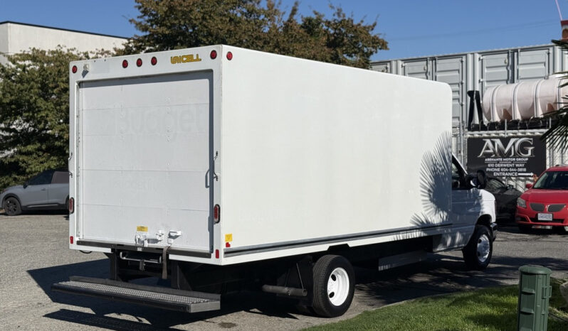 
								2019 Ford Econoline full									