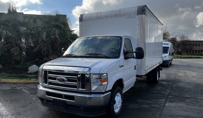 
								2021 Ford E-450 Super Duty full									
