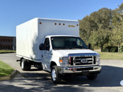 
										2019 Ford Econoline full									